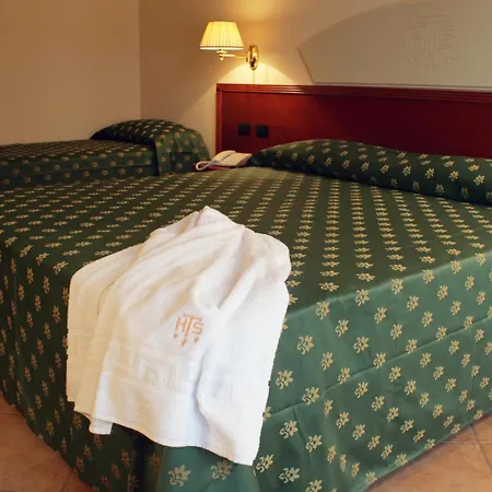 Tito Serrano' 3* Melito Di Porto Salvo
