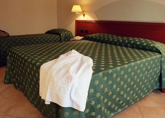 Tito Serrano' 3* 美利托迪波尔图萨尔维