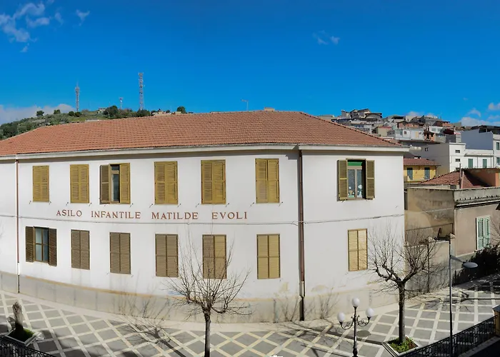 Hotel Tito Serrano' 3*